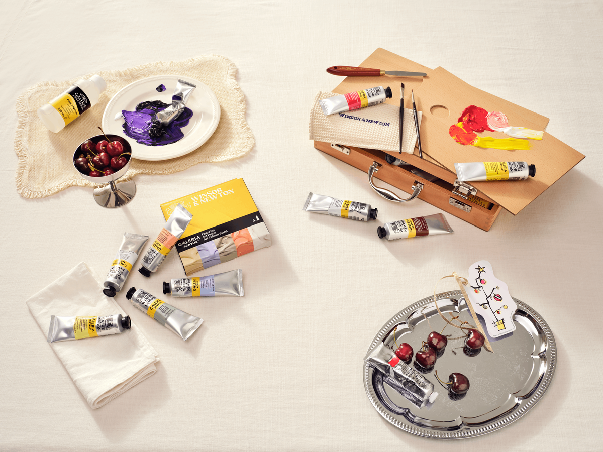 Gifts for acrylic artists